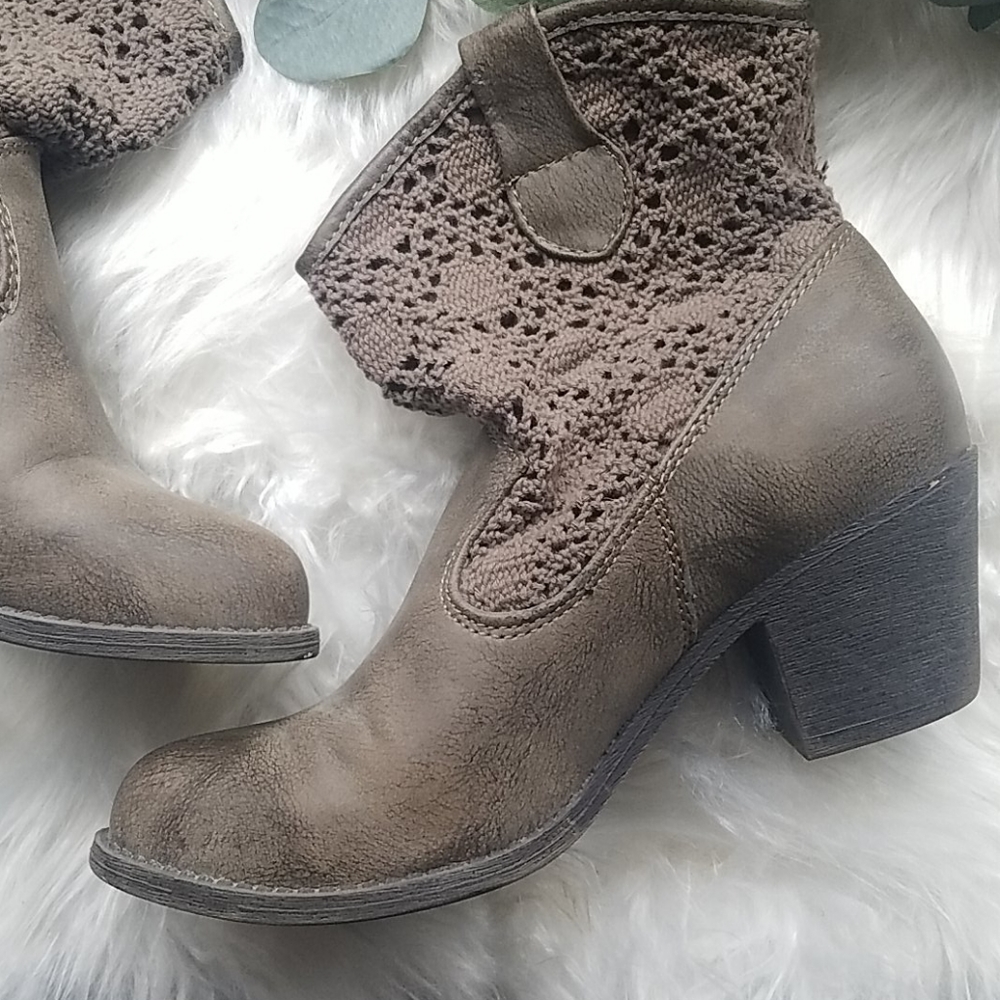 Jellypop Booties - Picture 2 of 8